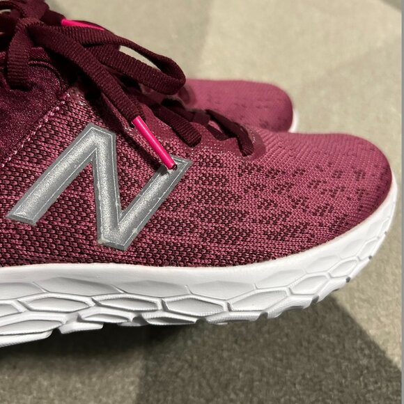 New Balance Fresh Foam Beacon V2 Running Sneakers Women's Size 7.5D - Picture 4 of 16
